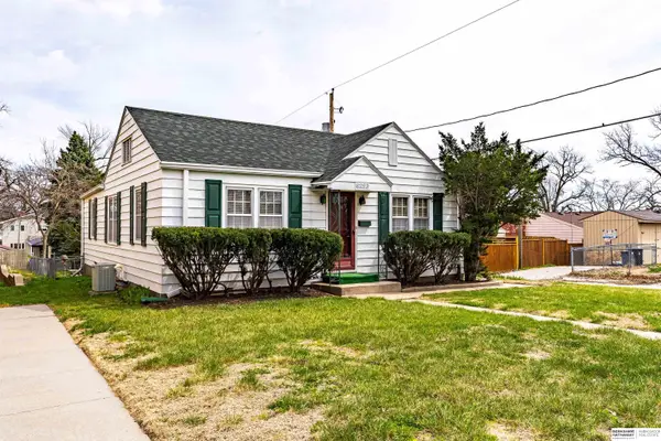 5223 S 81st Street, Ralston, NE 68127