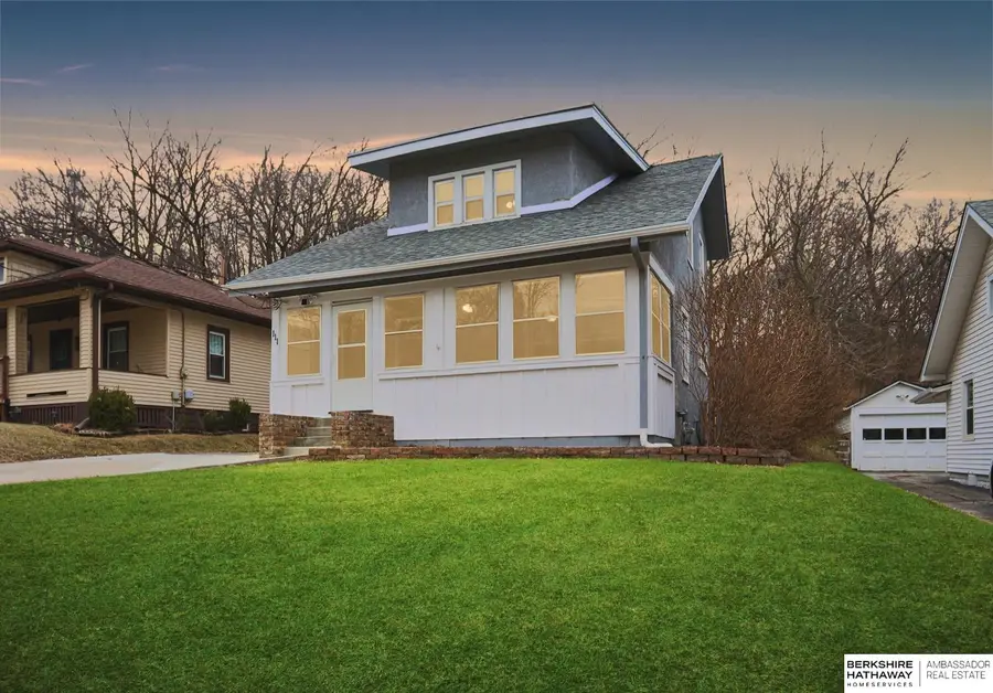 111 Locust Lodge Avenue, Council Bluffs, IA 51503 - #2