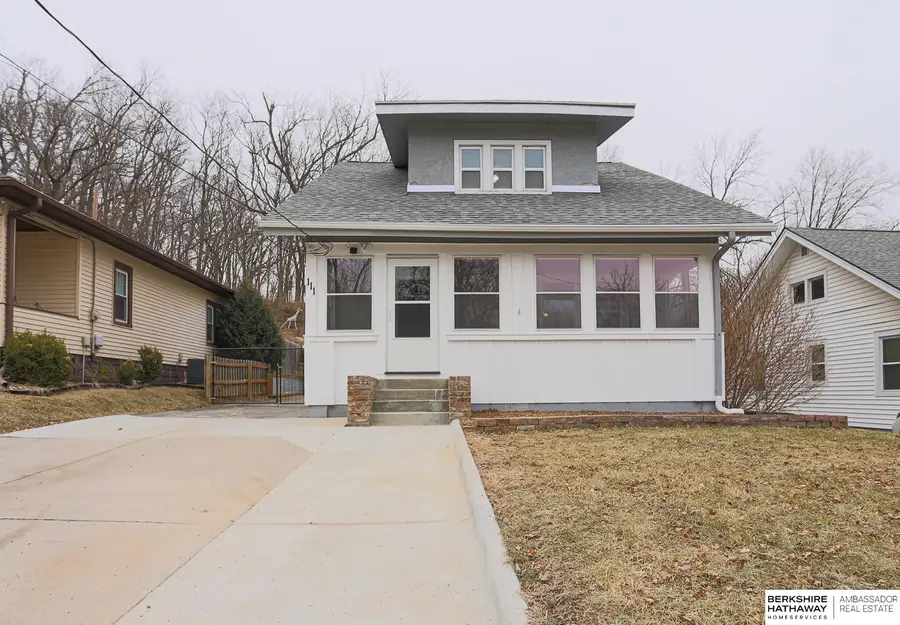 111 Locust Lodge Avenue, Council Bluffs, IA 51503 - #3