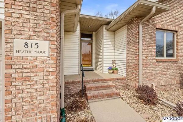 815 Heatherwood Street, Fremont, NE 68025