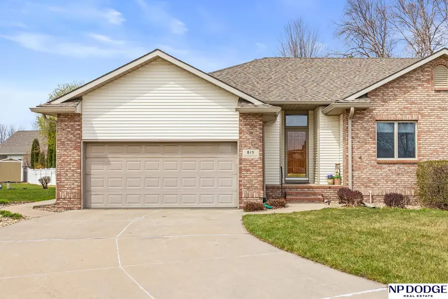 815 Heatherwood Street, Fremont, NE 68025 - #2
