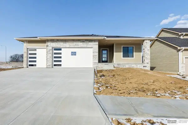 21428 Z Street, Elkhorn, NE 68022