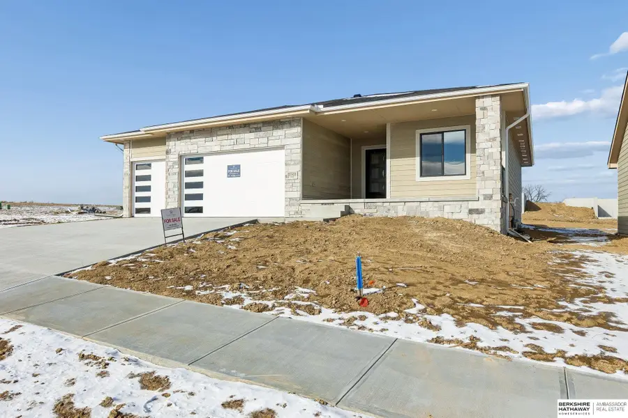 21428 Z Street, Elkhorn, NE 68022 - #2