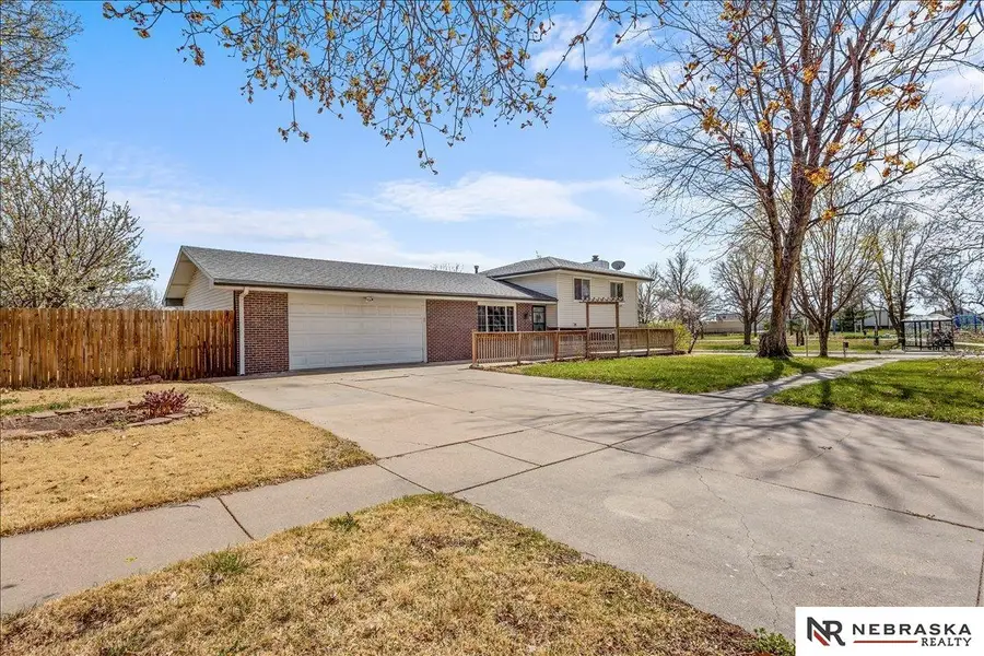 300 N Coddington Avenue, Lincoln, NE 68528 - #2