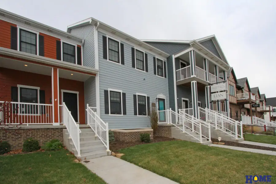 7205 Kentwell Lane, Lincoln, NE 68516 - #2