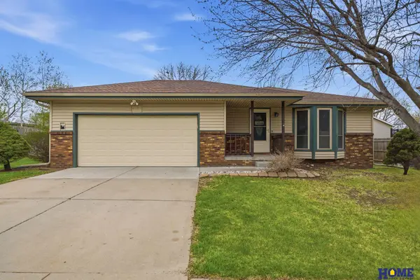 4121 Duxhall Drive, Lincoln, NE 68516