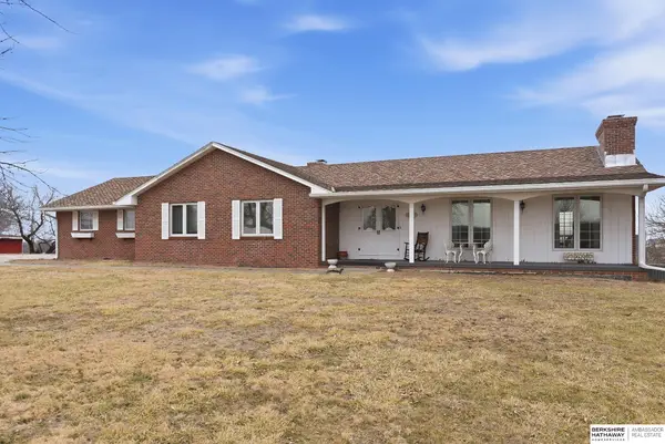 4472 County Road P43, Fort Calhoun, NE 68023