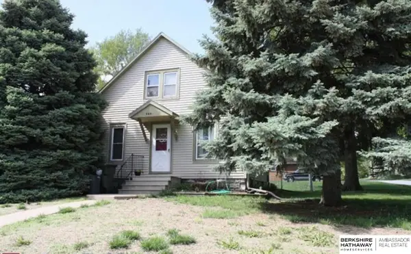 6642 X Street, Lincoln, NE 68505