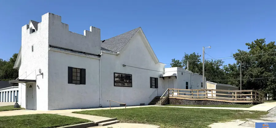 604 W Court Street, Beatrice, NE 68310 - #3