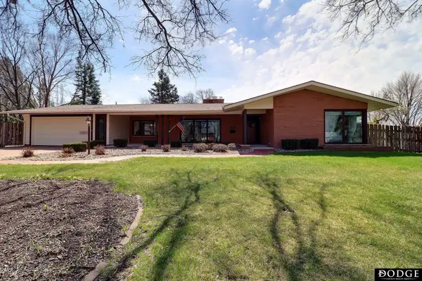 1943 Parkview Drive, Fremont, NE 68025