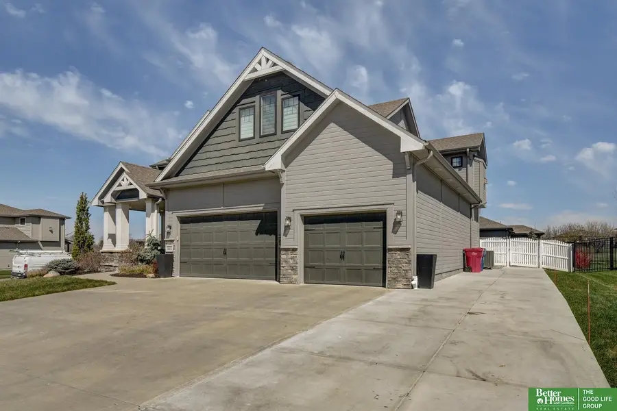 11618 Cooper Street, Papillion, NE 68046 - #3