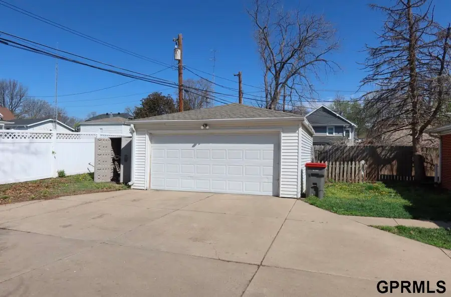 835-837 S 40th Street, Lincoln, NE 68510 - #3