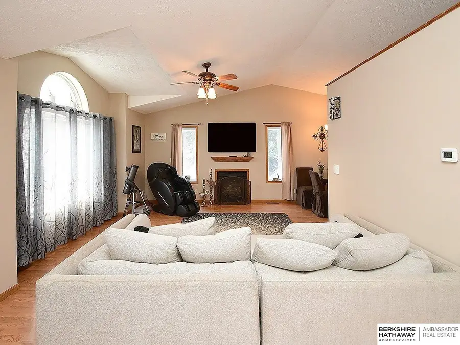 3226 Merrick Place, Missouri Valley, IA 51555 - #3