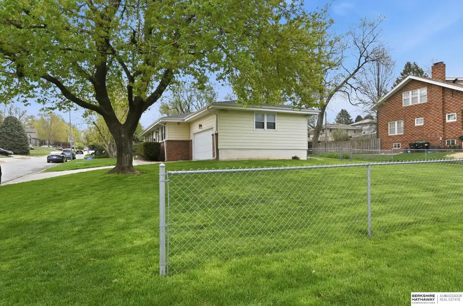 4941 Bancroft Street, Omaha, NE 68106 - #3