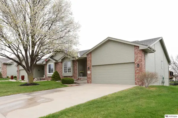 7033 S 163rd Street, Omaha, NE 68136