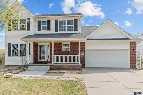 6130 Cheney Ridge Circle, Lincoln, NE 68516