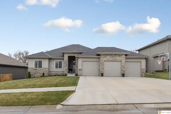 2304 N 188 Street, Elkhorn, NE 68022