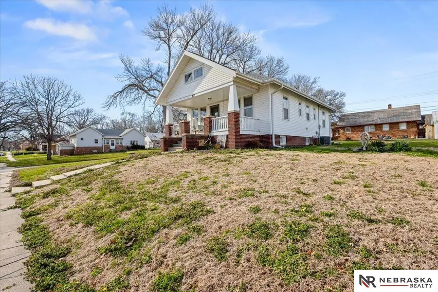 412 E 2nd Street, Wahoo, NE 68066-4889 - #2