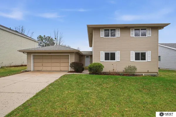 3425 Briarwood Avenue, Lincoln, NE 68516