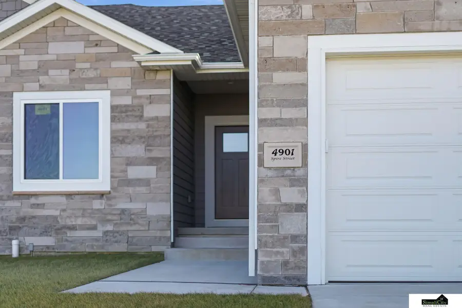 4901 Spire Street, Lincoln, NE 68516 - #2