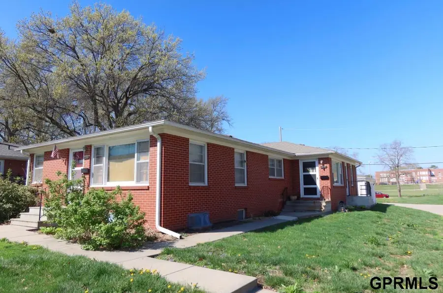 1035-1033 S 40th Street, Lincoln, NE 68510 - #3