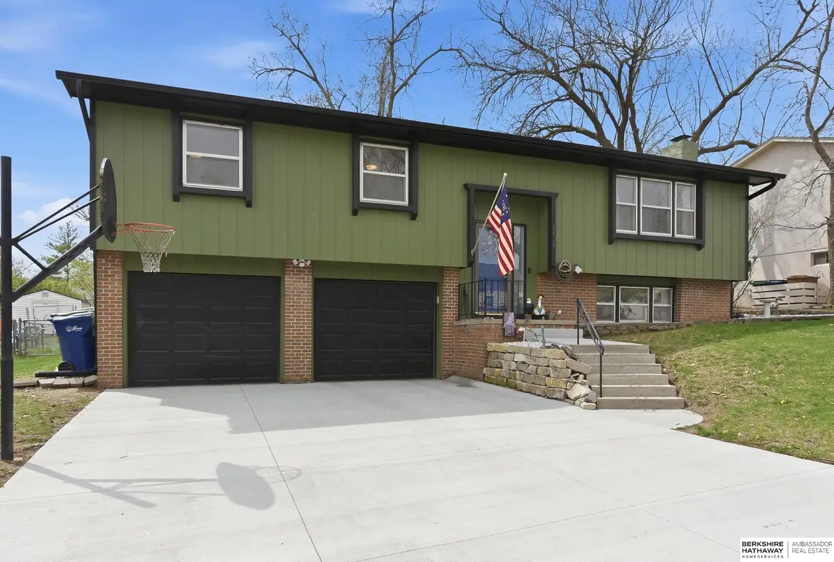 3415 Duane Avenue, Bellevue, NE 68123 - #1