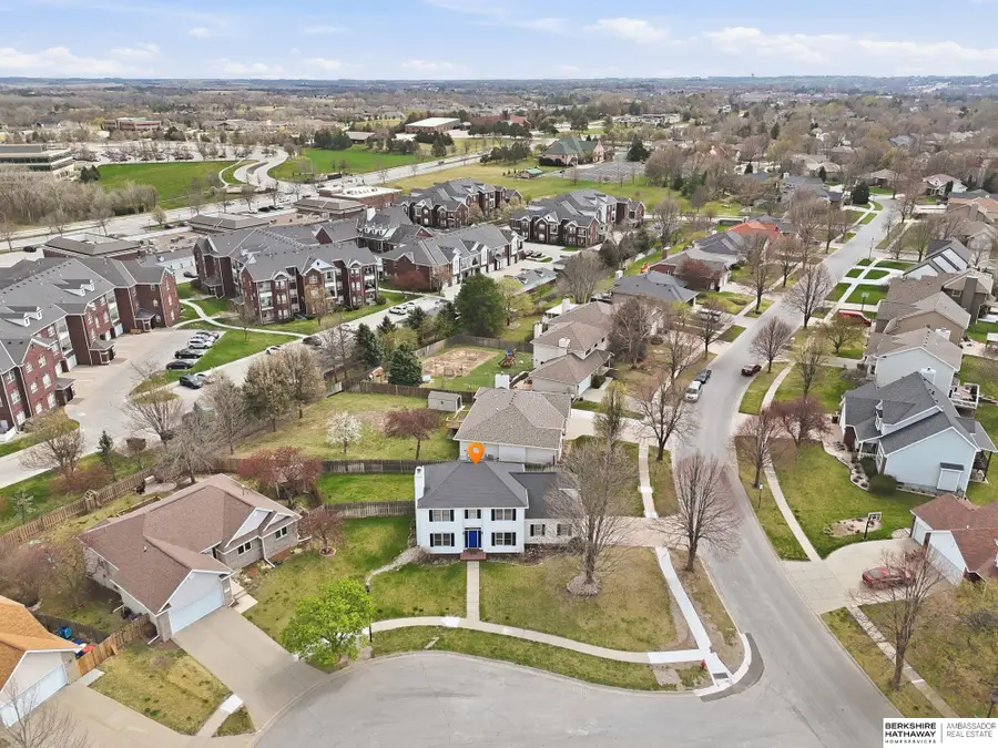 2820 Crown Pointe Circle, Lincoln, NE 68506 - #3