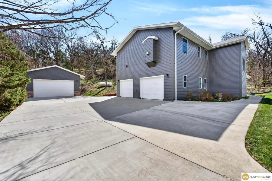 9678 Oak Valley Road, Blair, NE 68008 - #2