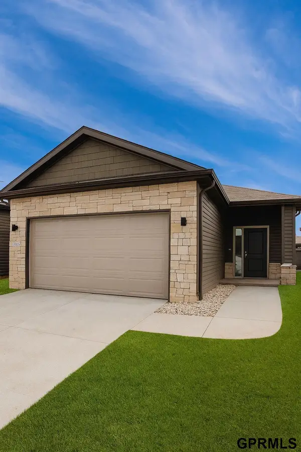 3841 Cabo Drive, Lincoln, NE 68516