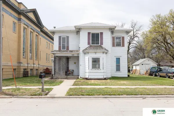 709 N Platte Avenue, York, NE 68467