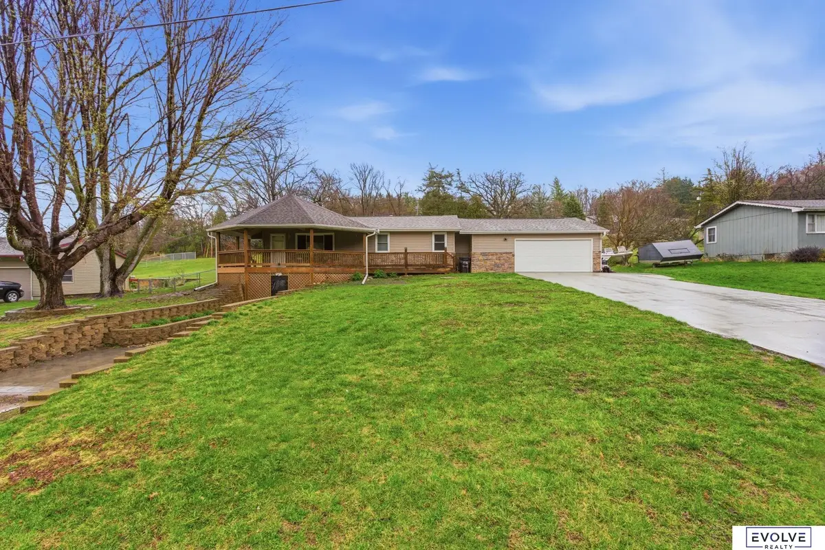 155 Parkwood Drive, Council Bluffs, IA 51503 - #1