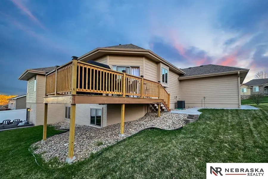 19518 Wirt Street, Chicago, NE 68022 - #2