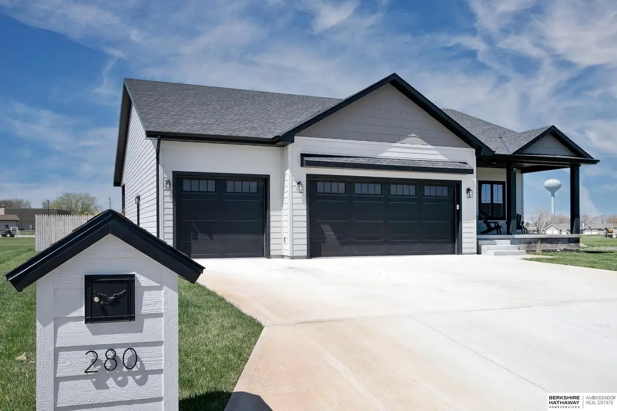 280 N 19th Street, Geneva, NE 68361 - #1