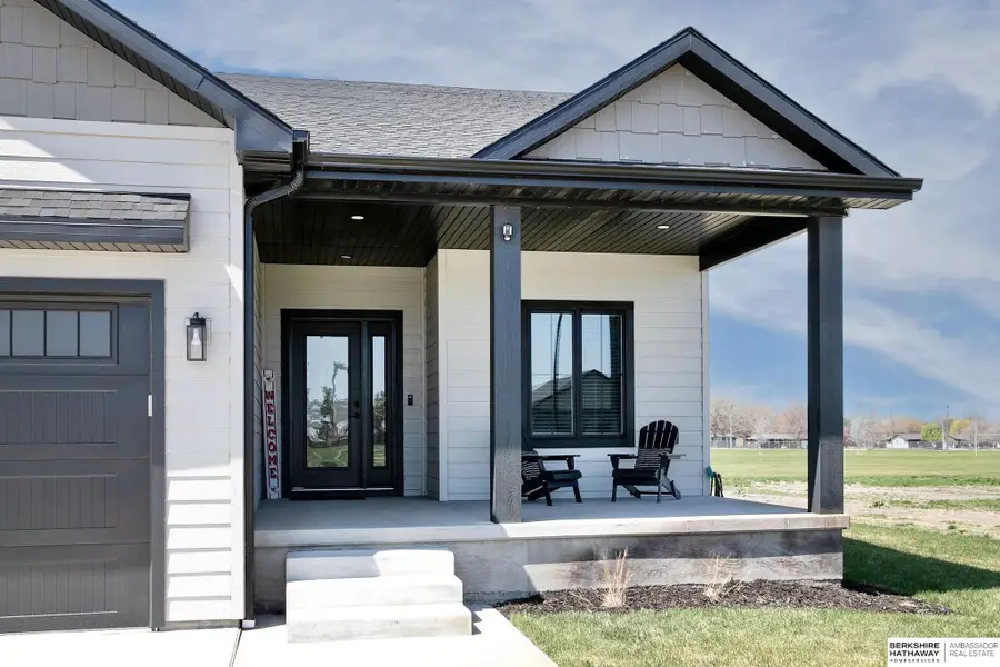 280 N 19th Street, Geneva, NE 68361 - #2