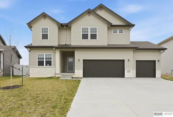 9606 S 184th Terrace, Omaha, NE 68136