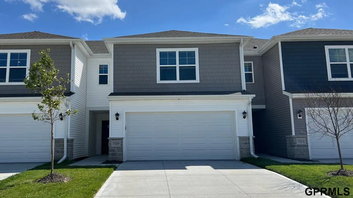 20604 Margo Street, Gretna, NE 68028 - #1