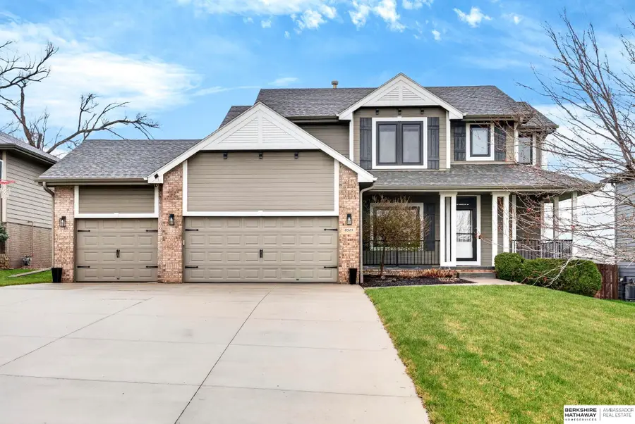 8524 Kilpatrick Parkway, Bennington, NE 68007 - #2