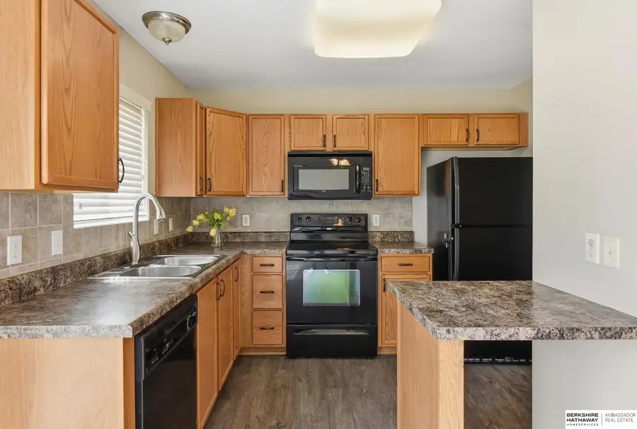 19513 T Street, Omaha, NE 68135 - #2