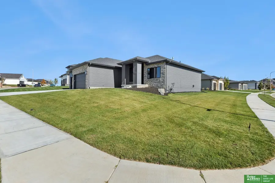 3321 S 212th Street, Elkhorn, NE 68022 - #2