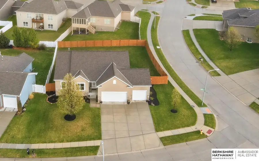 17204 Samantha Road, Gretna, NE 68028 - #2