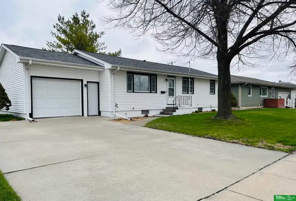 1616 Austin Lane, Fremont, NE 68025