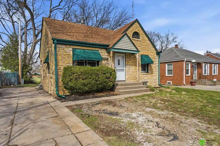 6310 Leighton Avenue, Lincoln, NE 68507 - #3