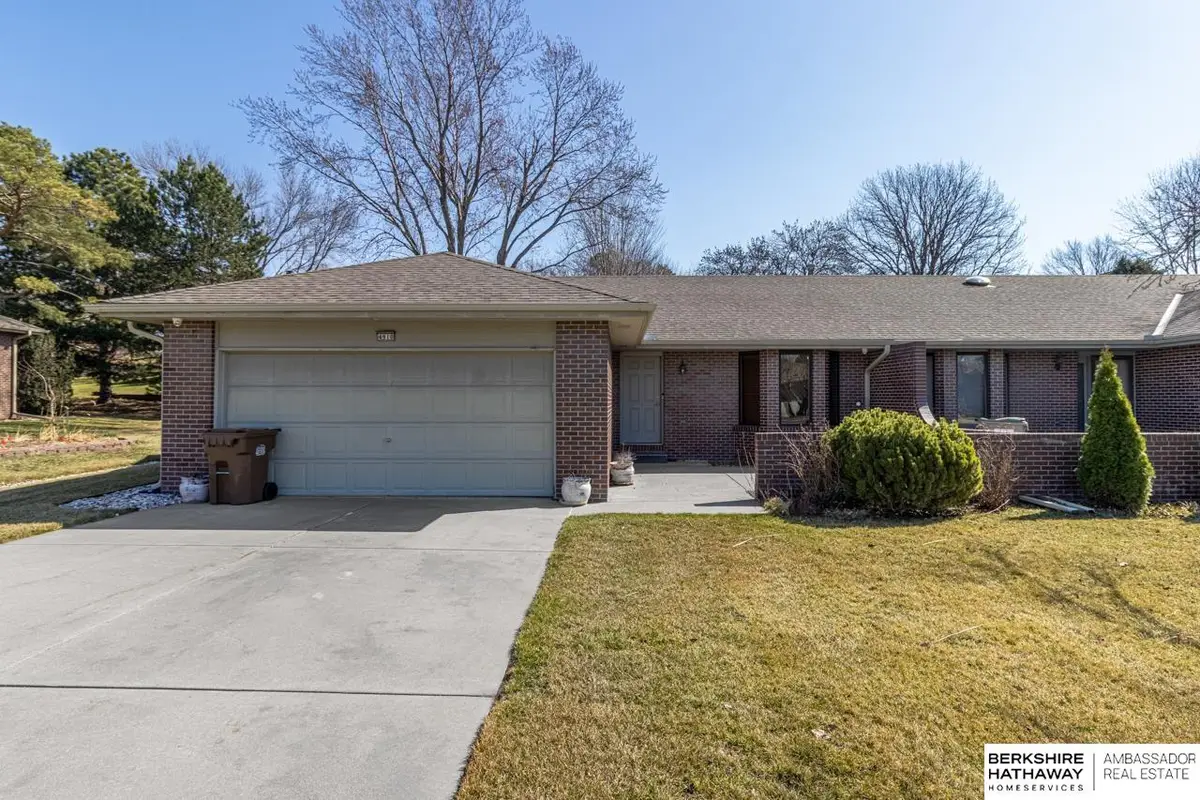 4910 Sinclair Court, Lincoln, NE 68516 - #1