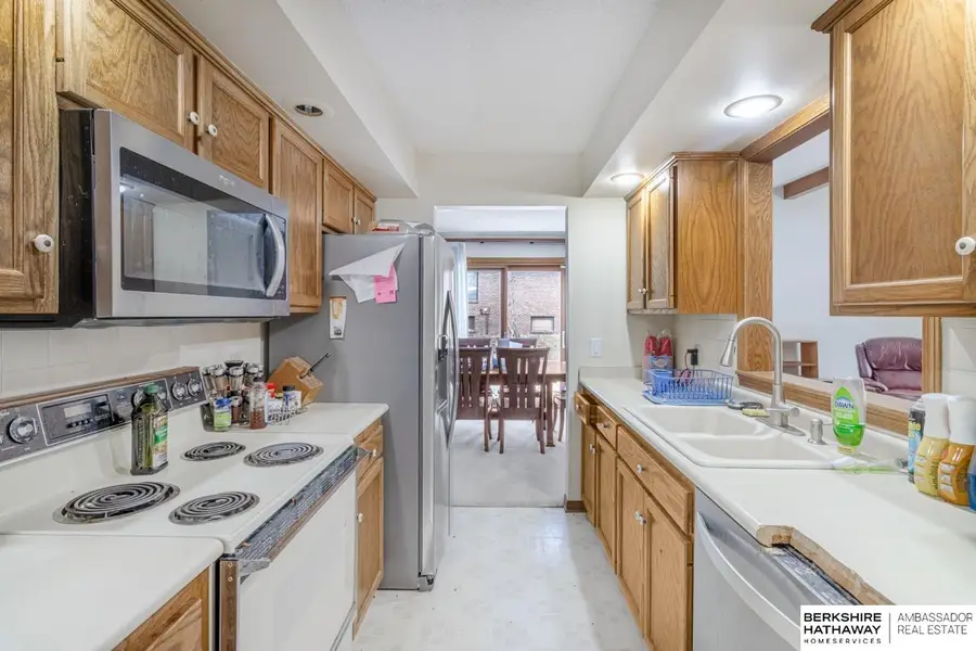 4910 Sinclair Court, Lincoln, NE 68516 - #3