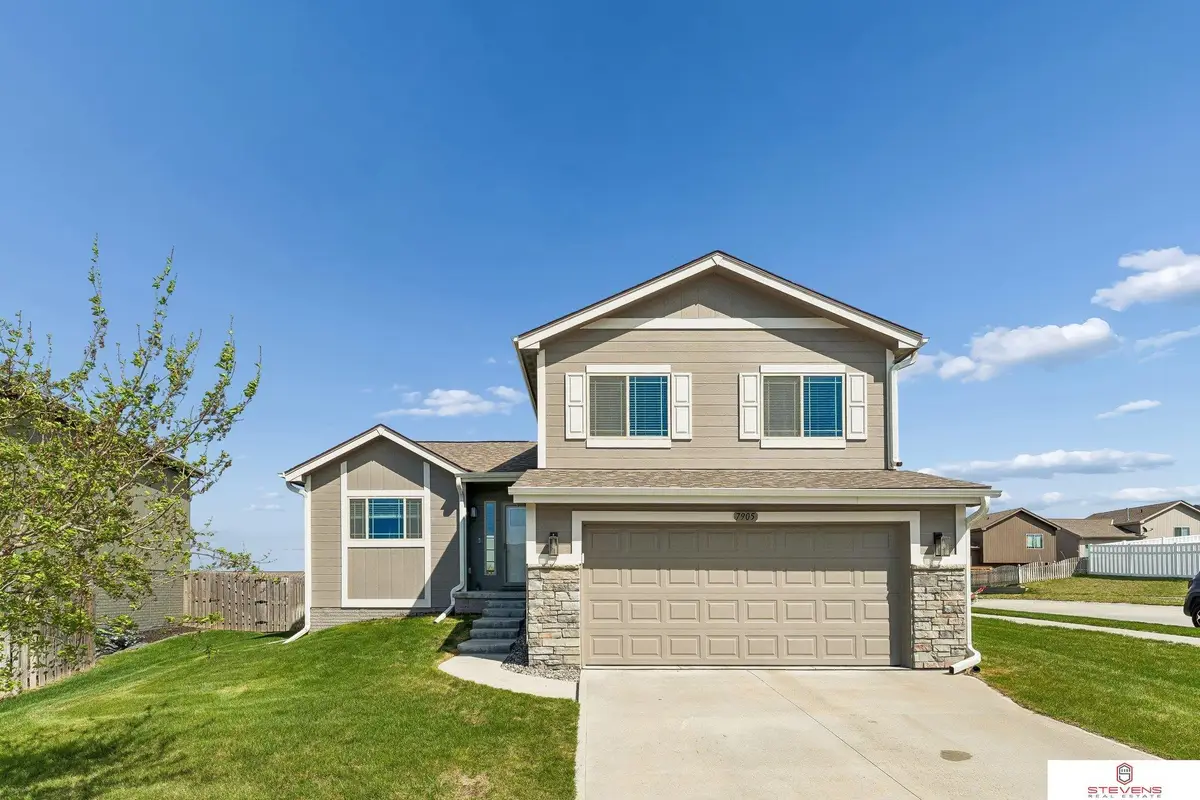7905 N 147th Avenue, Bennington, NE 68007 - #1