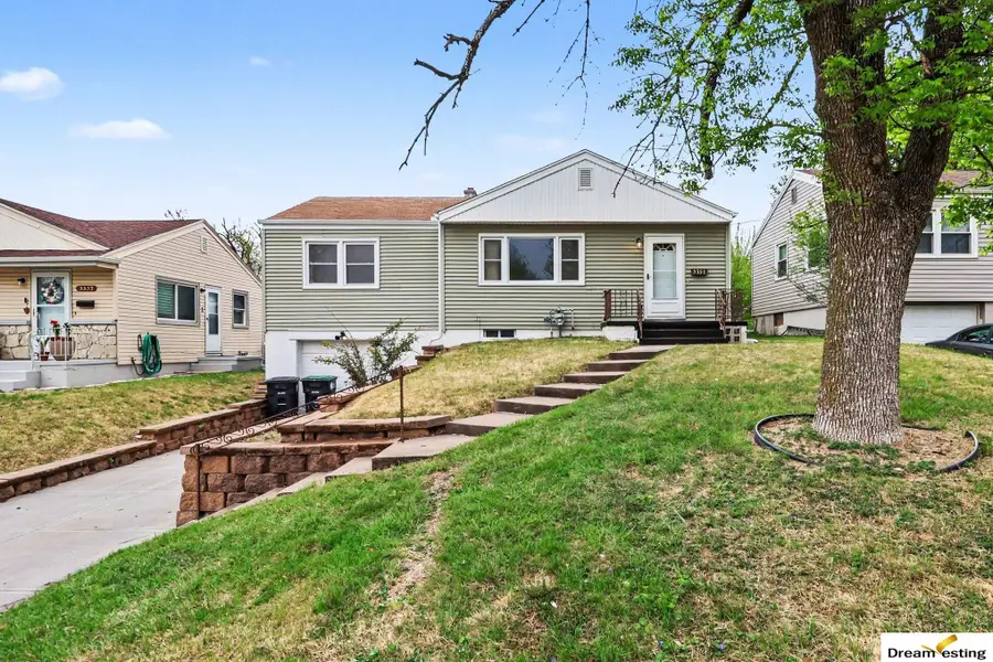 5351 N 47th Avenue, Omaha, NE 68104 - #3