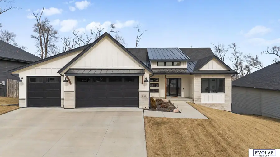 18128 Gretchen Avenue, Elkhorn, NE 68022 - #2