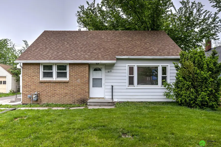 610 S 48th Street, Lincoln, NE 68504 - #2