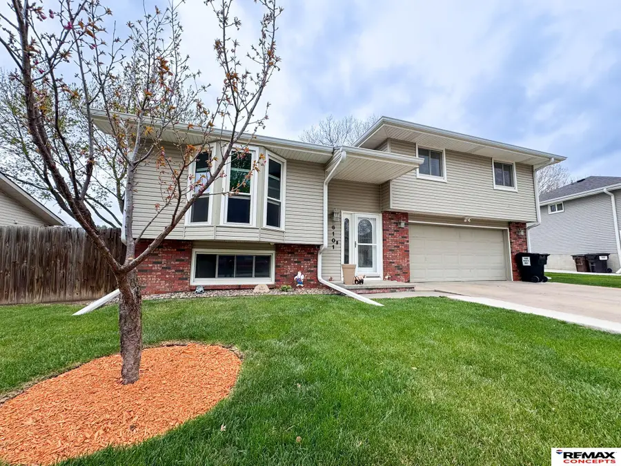 6101 S 43rd Street, Lincoln, NE 68516 - #3