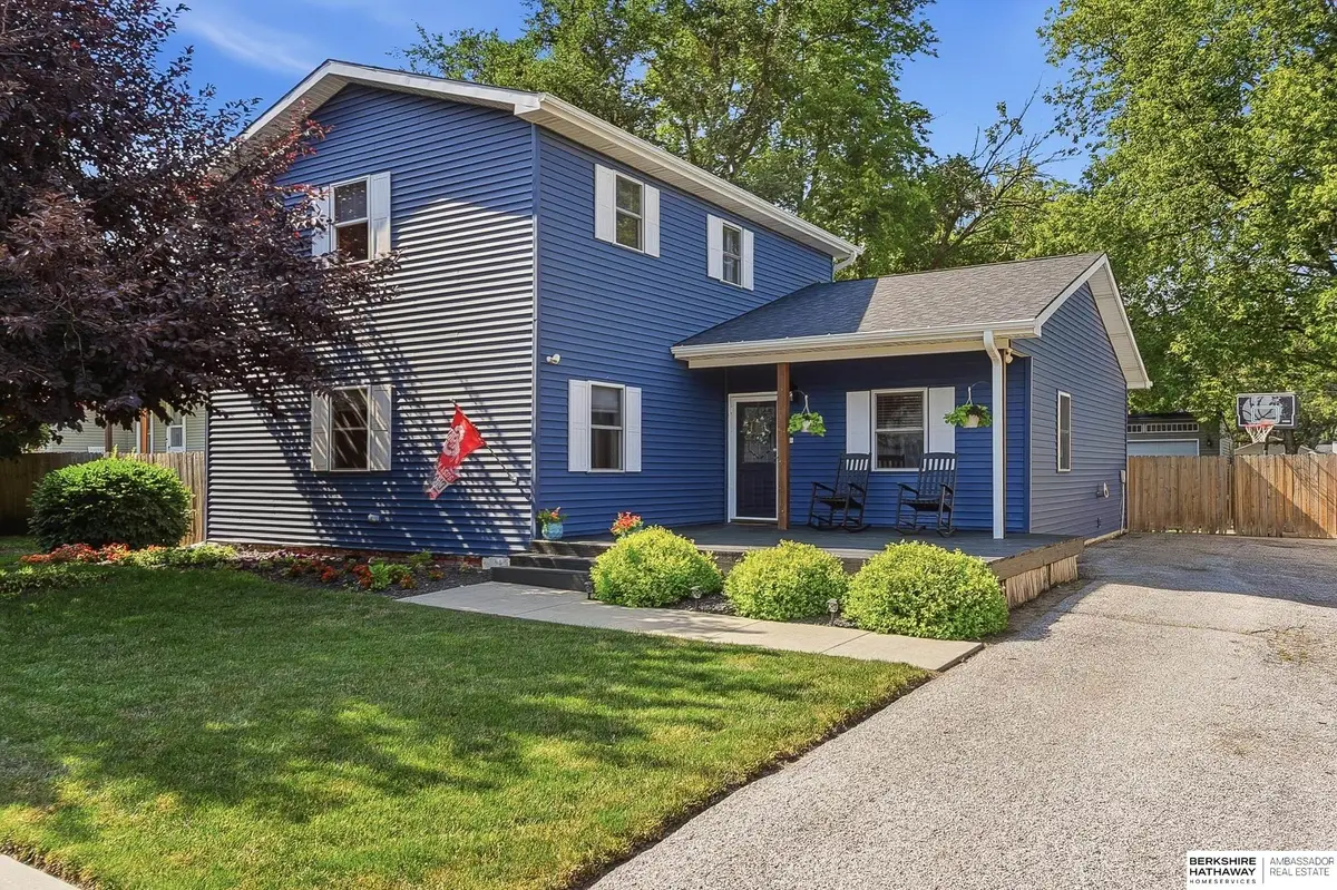 305 E 6th Street, Malvern, IA 51551 - #1